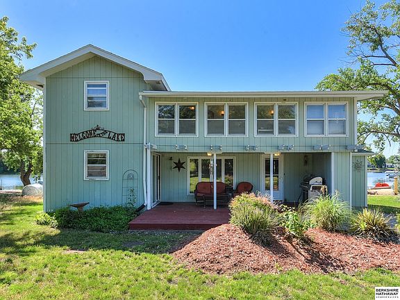 2nd image of 2079 Sunset Dr