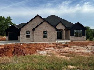 2414 Blackjack Cir, Blanchard, OK 73010