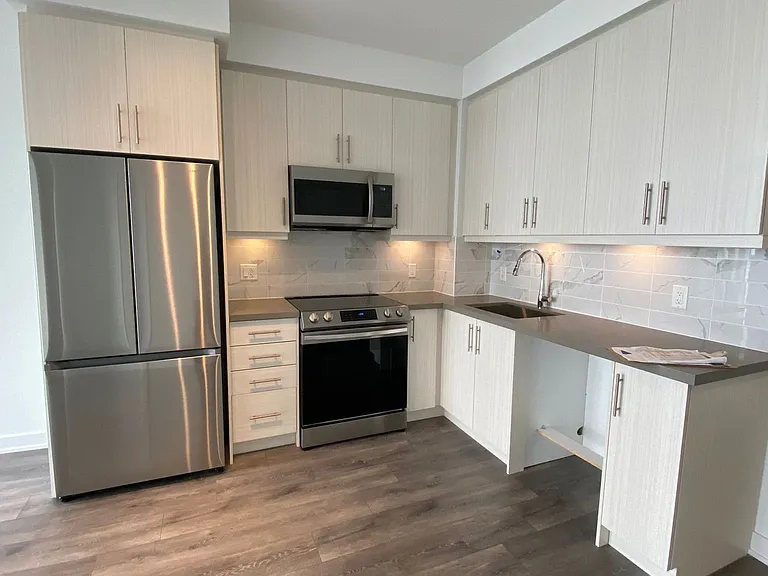 105 Oneida Cres #2107 — Photo 5
