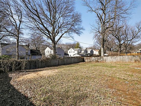 5th image of 8016 Holmes Rd