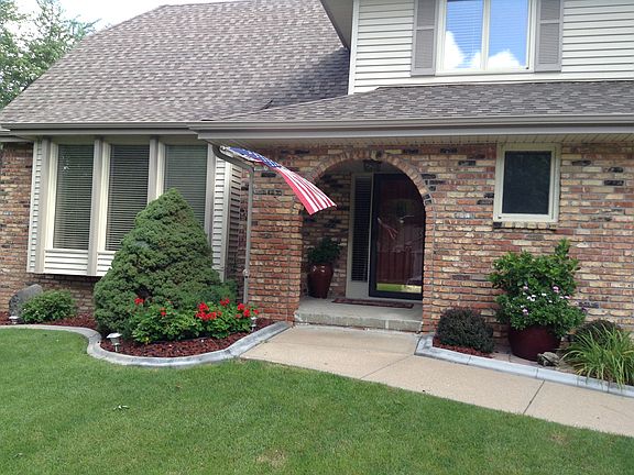 2nd image of 15328 Shirley St