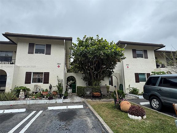 2nd image of 7801 NW 35th Ct
