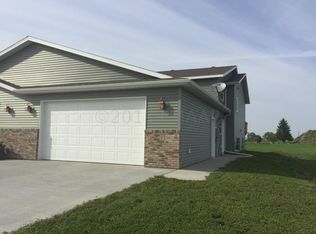 59 Cedar Dr, Mapleton, ND 58059