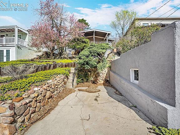 3rd image of 1624 Cheyenne Blvd