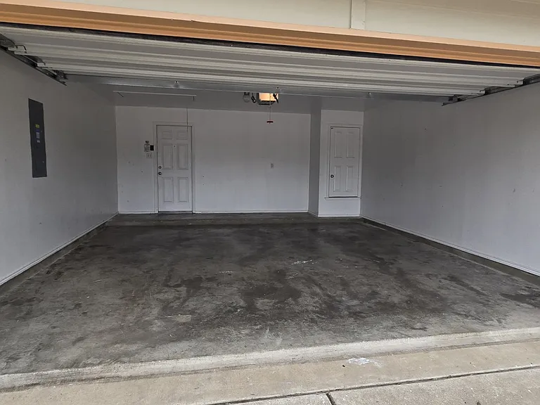 5112 Allegany 19 garage (1)
