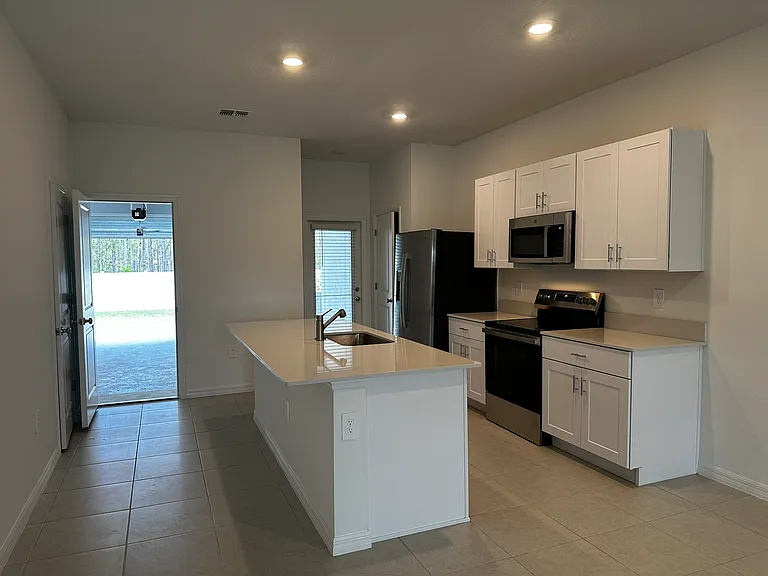 2329 Lesser Goldfinch Dr — Photo 4