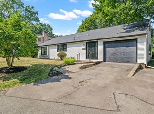 329 Filbert Pl, East Rochester, NY 14445