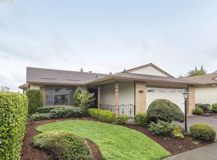 9720 SW Lakeside Dr, Tigard, OR