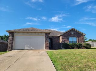 50 Grand Stand Dr, Austin, AR 72007