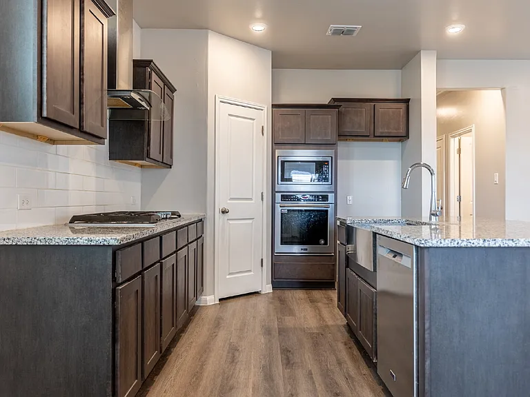 3923 Ivy Path — Photo 10