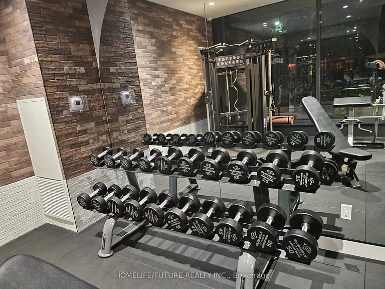 5 Lakeview Ave #207 — Photo 23