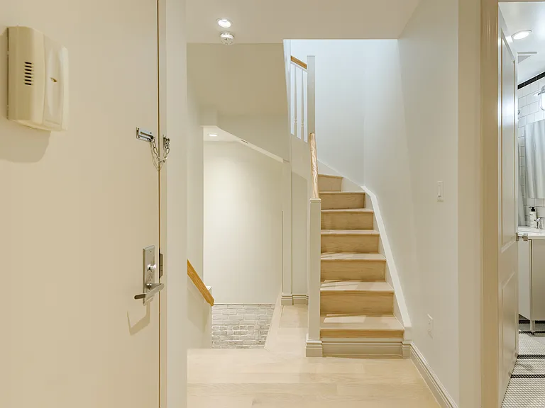 405 E 78th St #4B — Photo 22