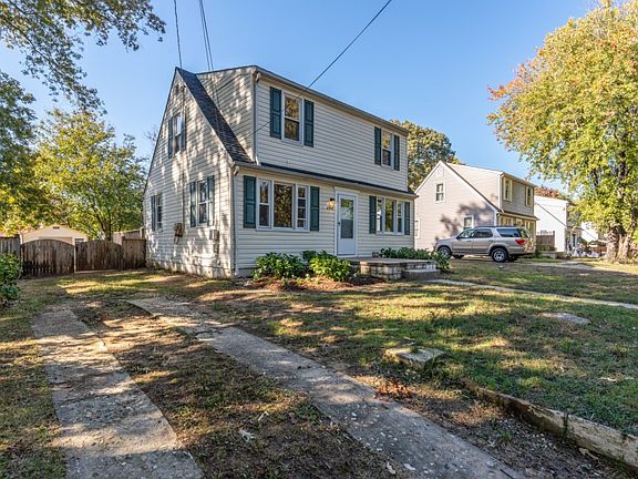 2nd image of 286 Creek Blvd