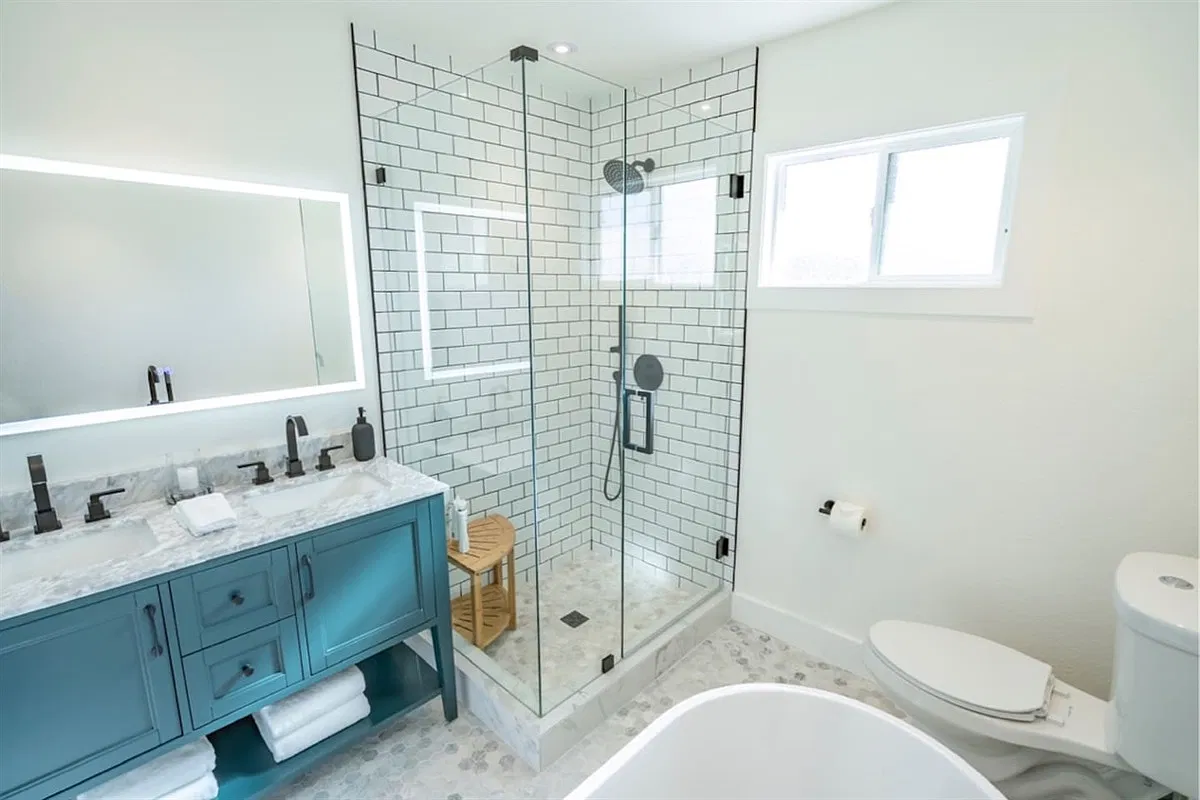1655 San Vicente Ave — Photo 4