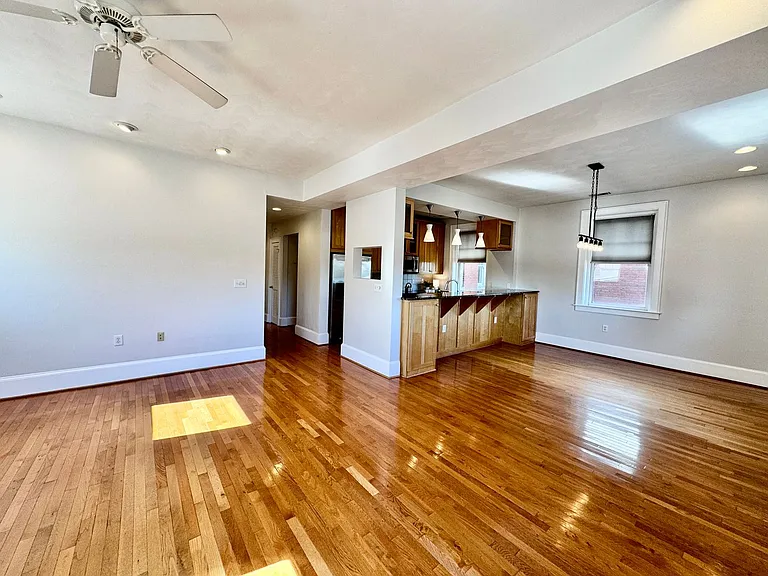429 W York St #3A — Photo 11
