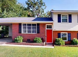 1617 Diplomat Dr, Fayetteville, NC 28304