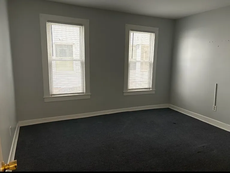 371-373 E Columbus Ave #1 — Photo 5