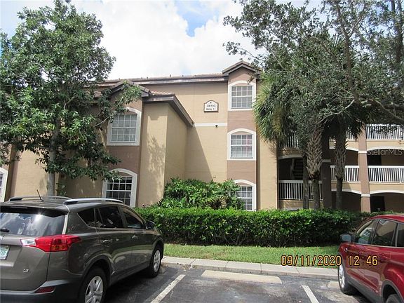 2nd image of 13905 Fairway Island Dr APT 1022