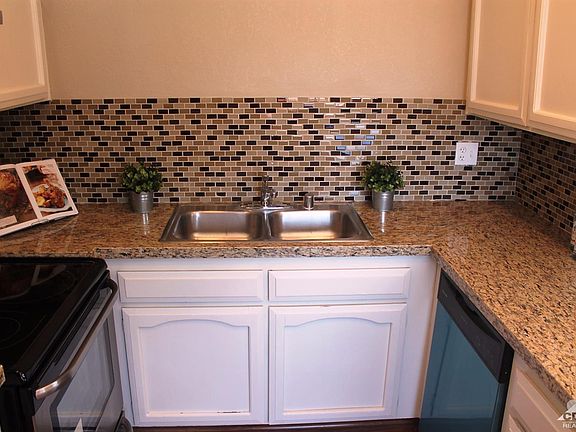 3rd image of 32200 Cathedral Canyon Dr APT 33