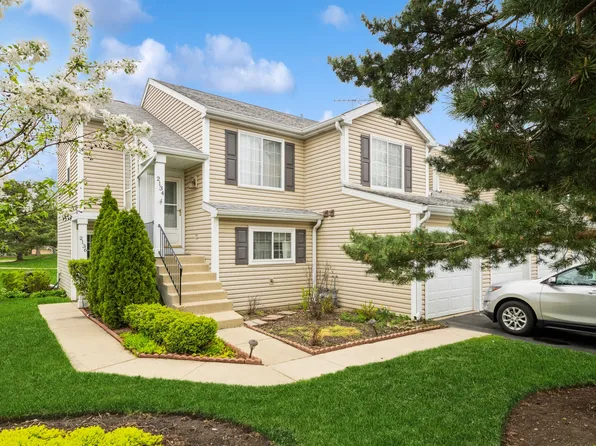 2134 Northwind Cir, Schaumburg, IL 60194