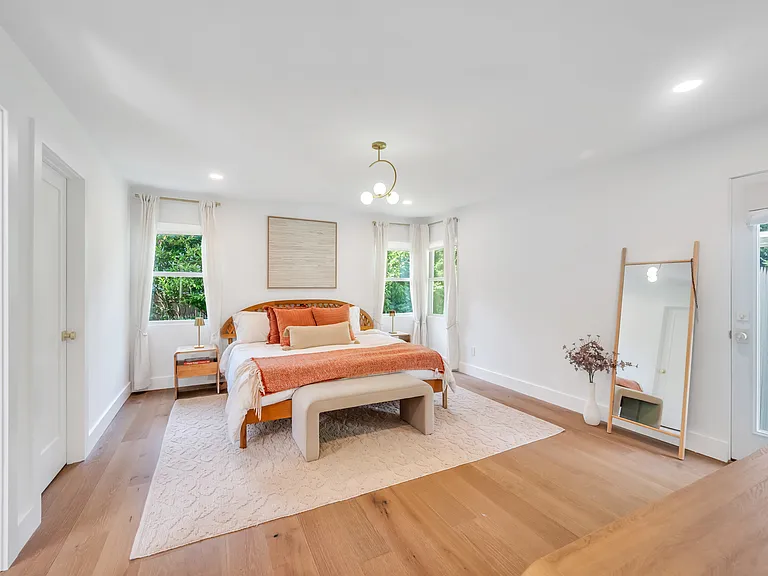 9 Pine Tree Rd — Photo 13