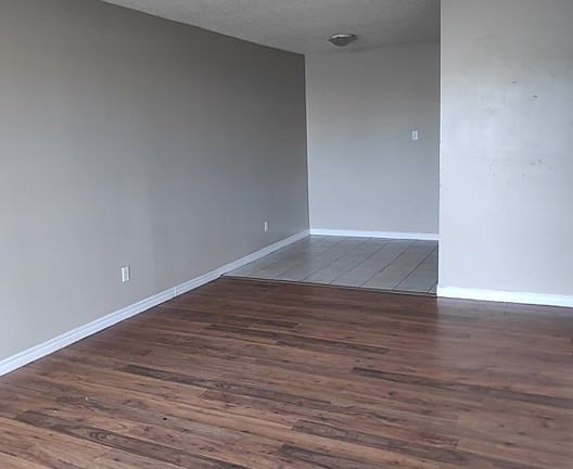 3rd image of 8640 106th Ave NW #205