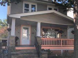 10621 Saint Mark Ave, Cleveland, OH 44111