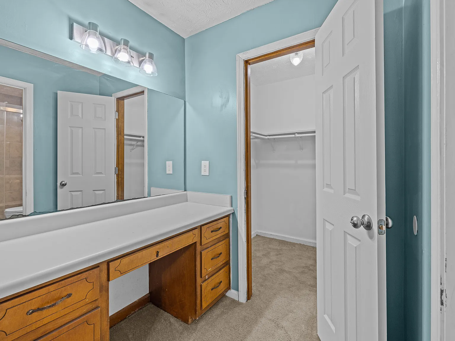 412 Willow Ct SE — Photo 2