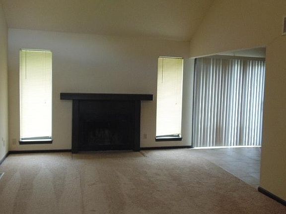2nd image of 7258 E Bainbridge Ct