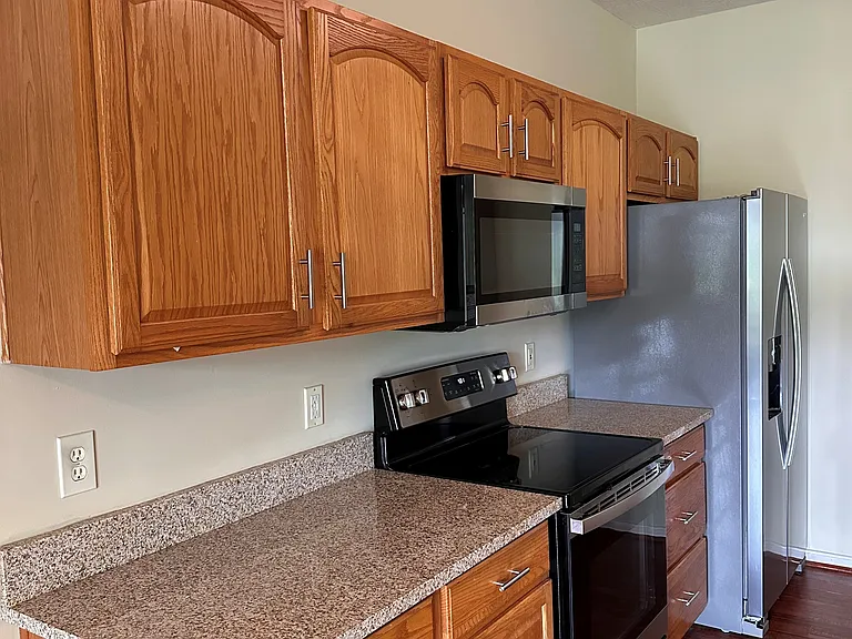 5667 Dockside Dr — Photo 10
