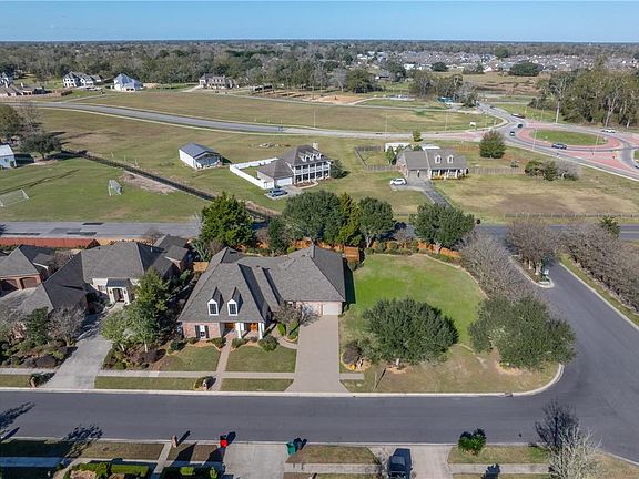 2nd image of 100 & 102 Brahmwell Ct