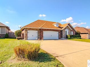 1515 S Natchez Rd, Republic, MO 65738