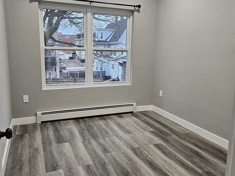 32 Irving St #1 — Photo 8