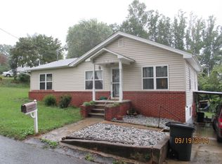 764 Reservoir Rd, Marion, NC 28752