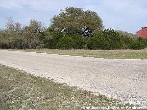 5th image of 322 Stallion Springs Rd