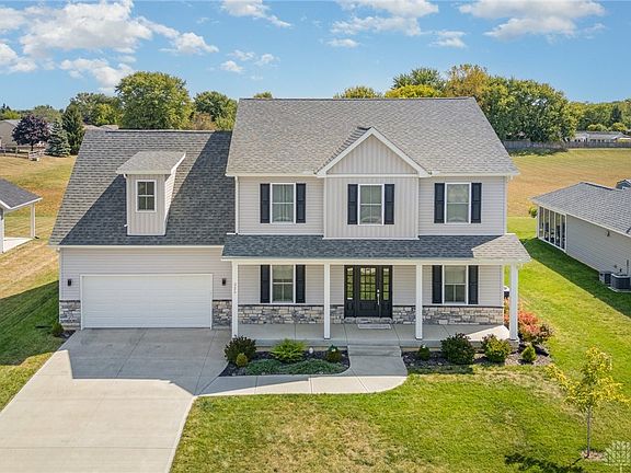 3rd image of 225 Fox Harbor Dr