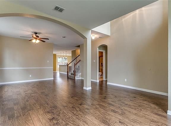 3rd image of 5208 Selago Dr