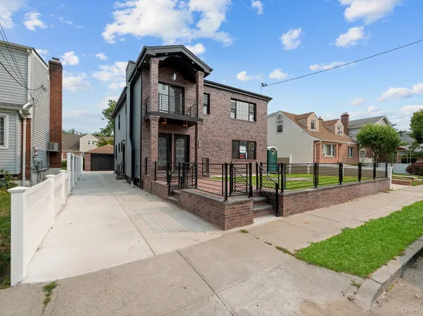 14027 247th Street, Rosedale, NY 11422