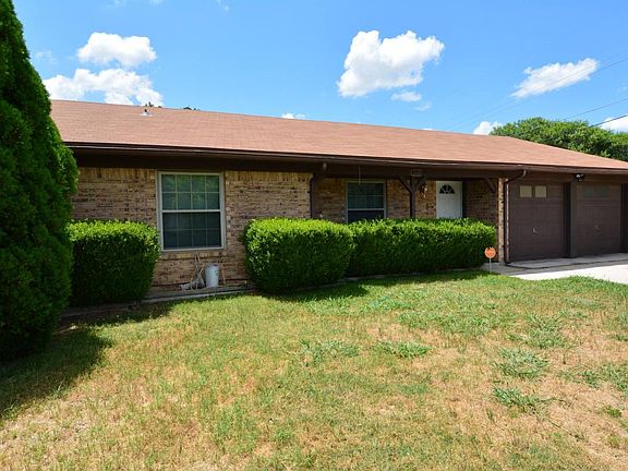 4th image of 1606 Phyllis Dr