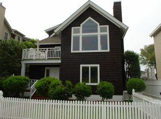 110 77th St #A, Virginia Beach, VA 23451