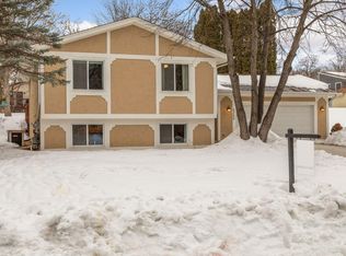 6259 Magnolia Ln N, Maple Grove, MN 55369