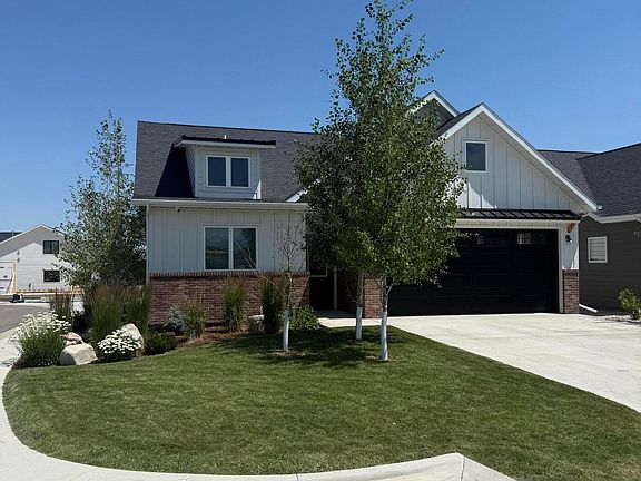 2nd image of 2394 Tin Cup Cir