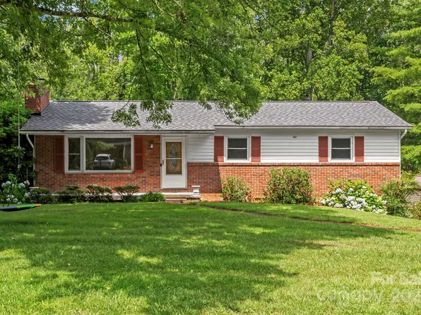 19 Fairhaven Ct, Asheville, NC 28803