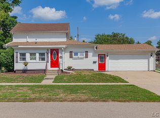 111 Spring St, Hudson, MI 49247