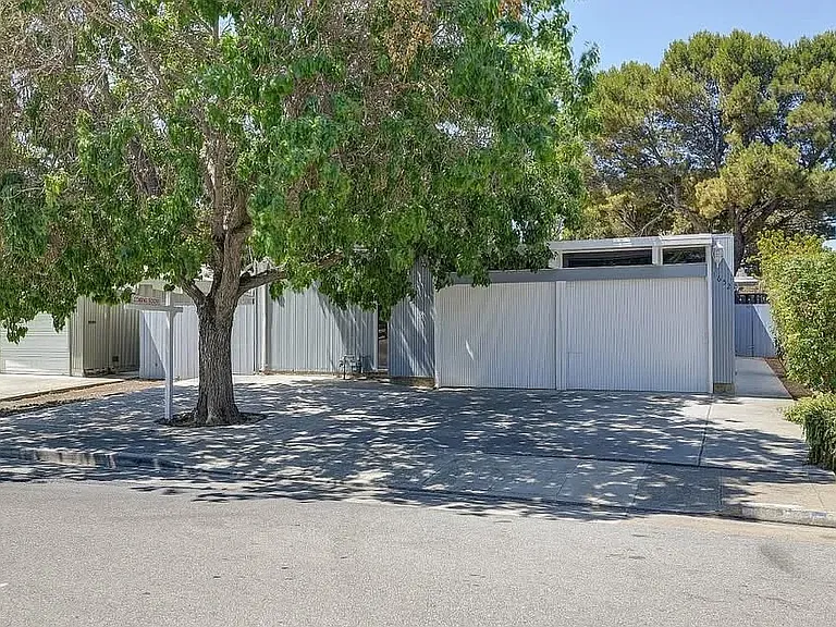 1652 Eleanor Dr — Photo 4