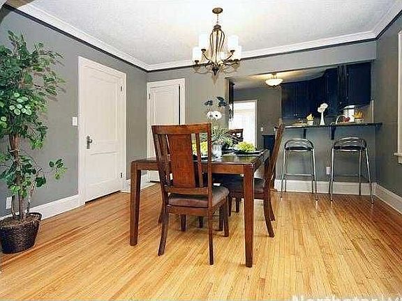 4th image of 3518 Vincent Ave N