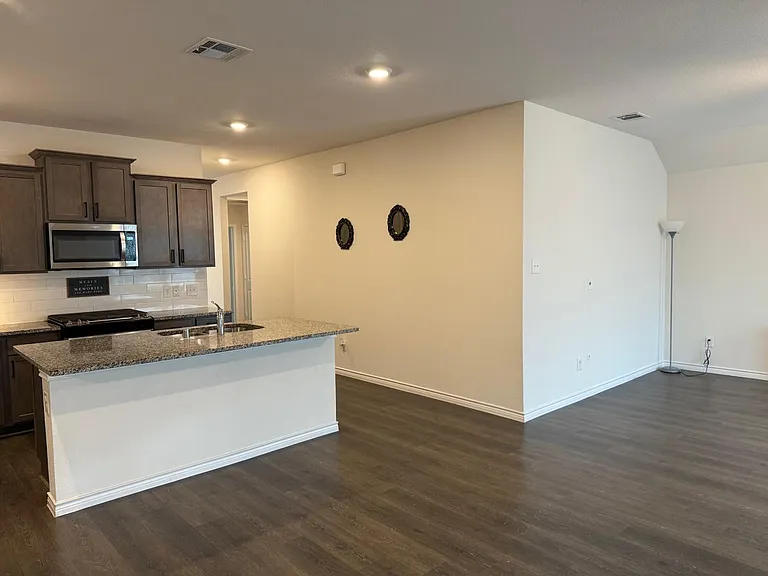 1412 Chestnut Cove Dr — Photo 9