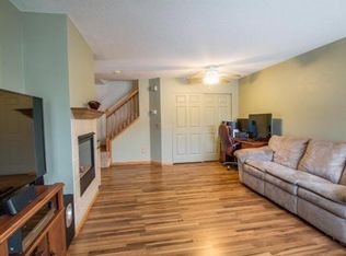 1703 Crestview St, Shakopee, MN 55379