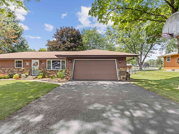 2nd image of 3171 Shelburne Dr