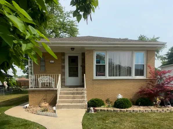 3434 Monroe St, Lansing, IL 60438